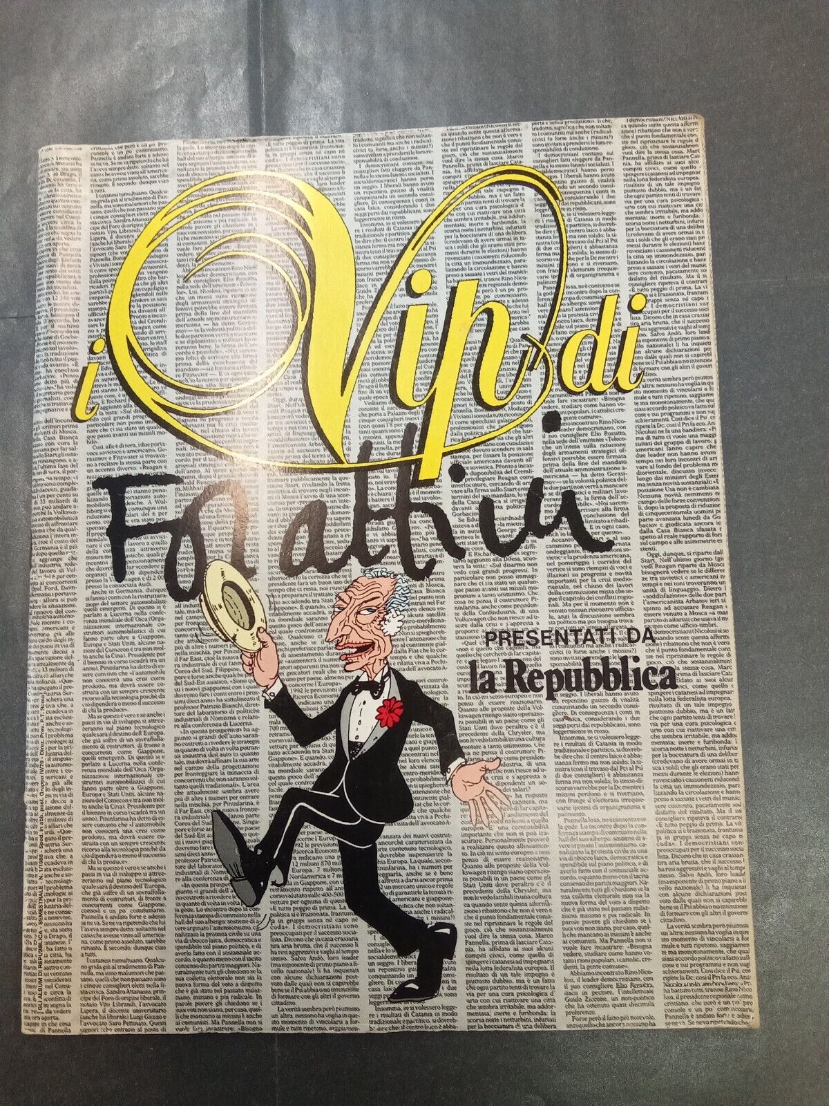 Album Figurine Vip di Forattini -11 Figurine